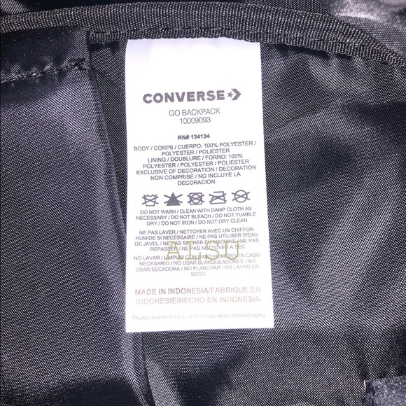 Converse Women’s Go Backpack I 🖤 my chucks - Picture 6 of 7